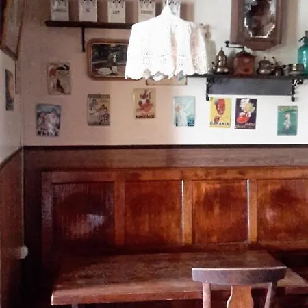 Au Gallodrome Et Table D'hotes En Estaminet Prive
