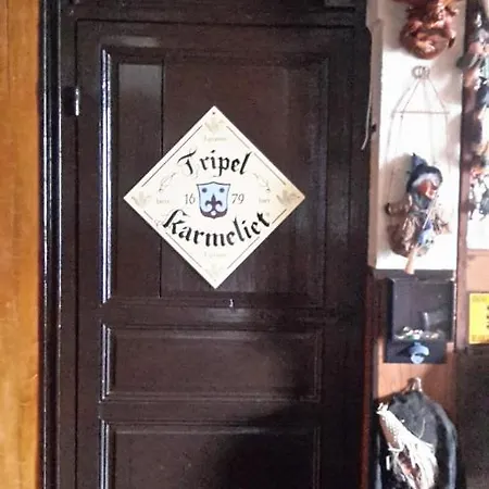 Bed and Breakfast Au Gallodrome Et Table D'hotes En Estaminet Prive Sur Drincham