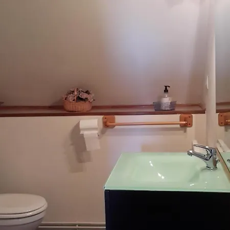 Bed and Breakfast Au Gallodrome Et Table D'hotes En Estaminet Prive Sur