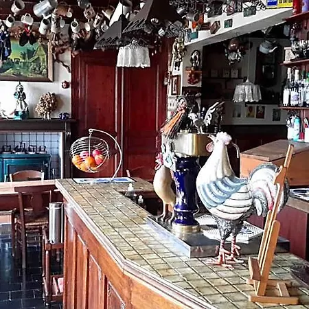 Bed and Breakfast Au Gallodrome Et Table D'hotes En Estaminet Prive Sur