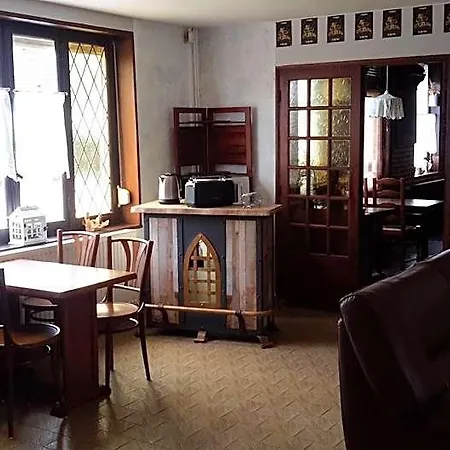 Au Gallodrome Et Table D'hotes En Estaminet Prive Sur Bed and Breakfast Drincham