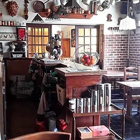 Au Gallodrome Et Table D'hôtes En Estaminet Privé Sur
